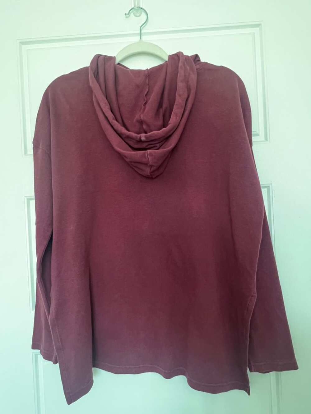 Pact Organic Cotton Airplane Easy Side Slit Pullover Burgundy Hoodie Size Small - Picture 2 of 13